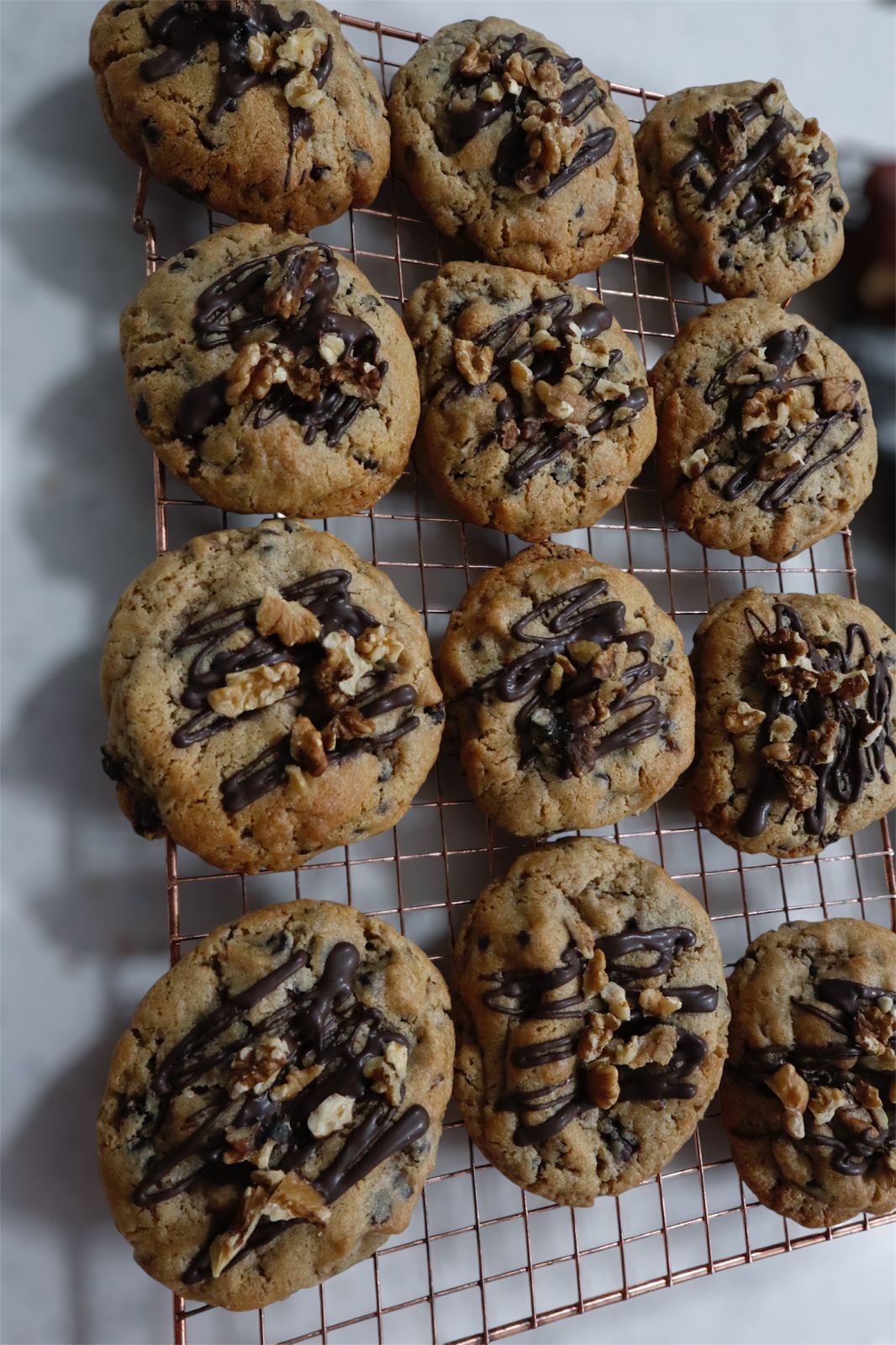 WhatsApp Image 2025-10-16 at 2.34.11 PM Galleta New York Nueces y Chips 100grs - Imagen 1